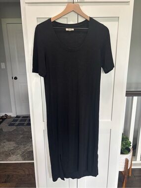 midi dress loose fit Black Floral Print Loose Fit Crew Neck Midi Dress Mushroom Taupe / L